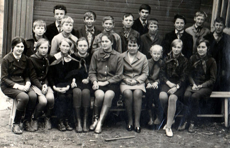 Школа 1977 Фото