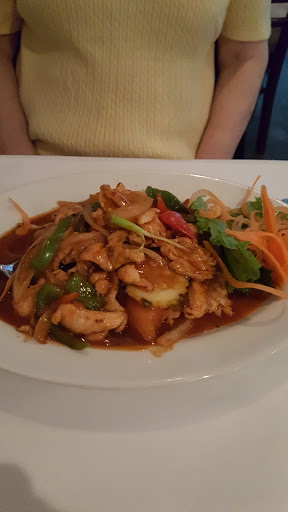 Thai Restaurant «Ayuthai Restaurant», reviews and photos, 2279 Boston Post Rd, Guilford, CT 06437, USA
