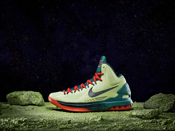 Nike Unveils the Extraterrestrial LeBron X AllStar Game Edition