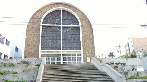Parroquia Del Espiritu Santo, Rosales 10611, Chapultepec, 22020 Tijuana, B.C., México, Iglesia católica | BC