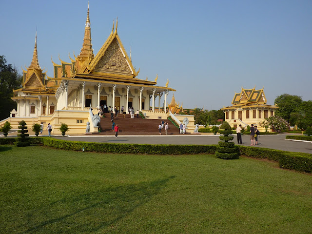 Blog de voyage-en-famille : Voyages en famille, Deuxième journée à Phnom Penh