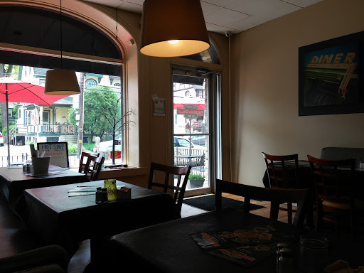 Pizza Restaurant «Main Street Pizzeria And Grille», reviews and photos, 109 Greenwood Ave, Wyncote, PA 19095, USA