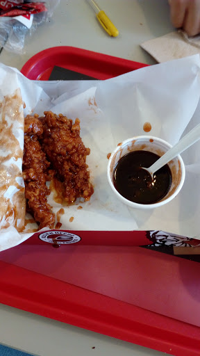 KFC, Av. Vicente Guerrero, Universal, 39050 Chilpancingo de los Bravo, Gro., México, Restaurante de comida rápida | GRO