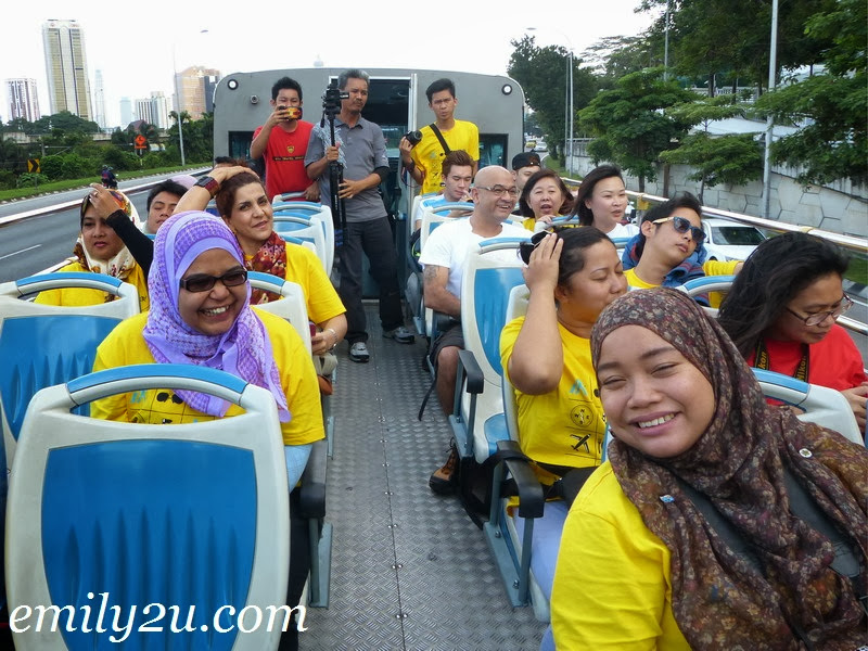 Hop-On Night Excursion Around Kuala Lumpur