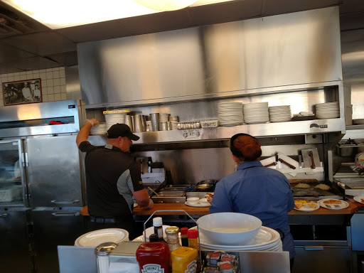 Breakfast Restaurant «Waffle House», reviews and photos, 1302 St Augustine Rd, Valdosta, GA 31601, USA