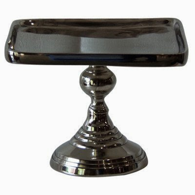 Square Pedestal Cake Stand Size: Medium