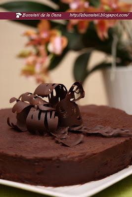 Tort mousse de ciocolata  ( reteta de post )