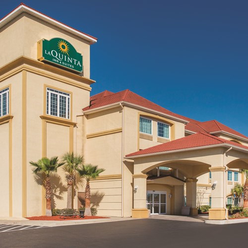 La Quinta Inn & Suites by Wyndham Kingsland/Kings Bay logo
