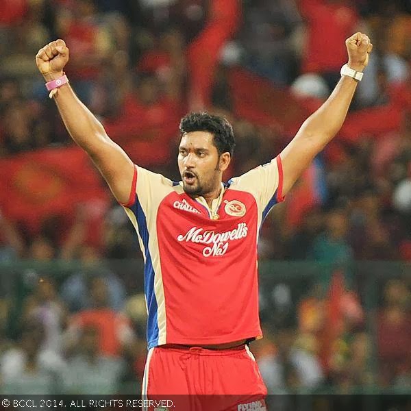 West Indies fast bowler Ravi Rampaul was sold to RCB for Rs 90 lakhs. 