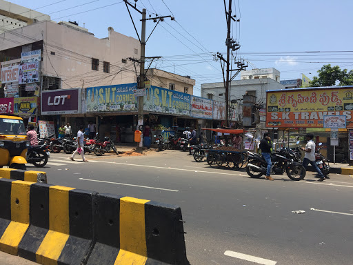 Lot Smart Mobile Shoppe, GNT Rd,Main Rd, Near Kailash Nagar Road, Old Gajuwaka, Gajuwaka, Visakhapatnam, Andhra Pradesh 530026, India, Map_shop, state AP