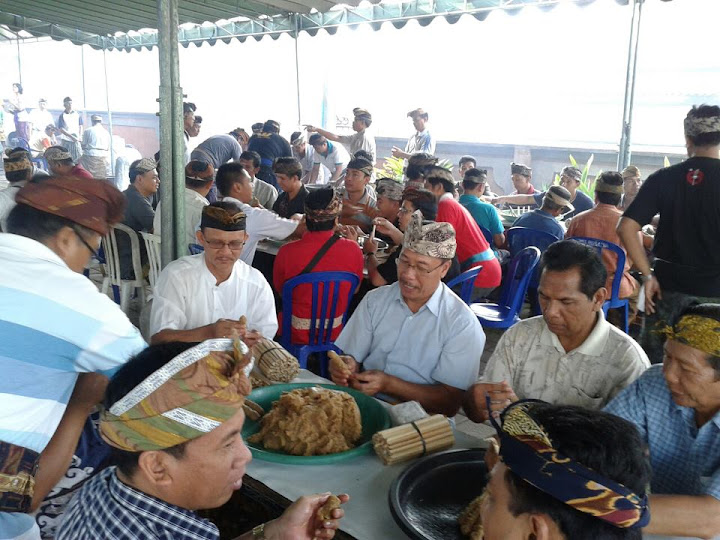 Mebat bersama