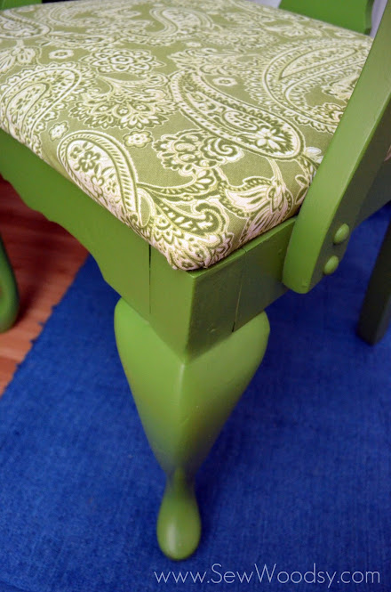 Video Tutorial Recovering a Chair Cushion