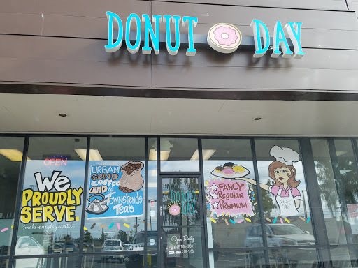Donut Shop «Donut Day», reviews and photos, 11705 SW Pacific Hwy, Tigard, OR 97223, USA