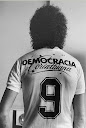 Camiseta "Democracia Corinthiana". Foto da internet.