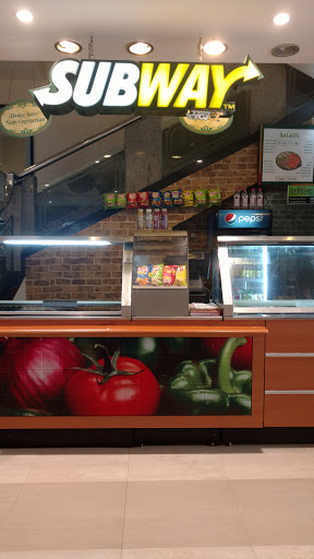 Subway Subway, Sterling Cineplex, V T Sterling Cinema Food Court, Ground Floor, 65, Murzban Rd, Azad Maidan, Fort, Mumbai, Maharashtra 400001, India, Food_Court, state MH