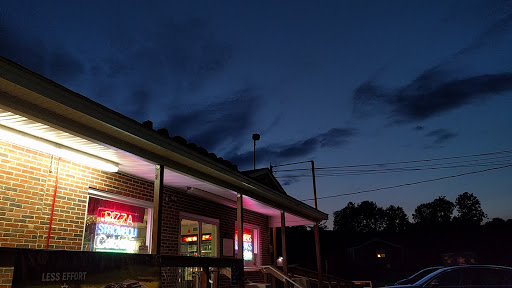Pizza Restaurant «La Borgata Pizzeria», reviews and photos, 3570 Lanark Rd, Coopersburg, PA 18036, USA