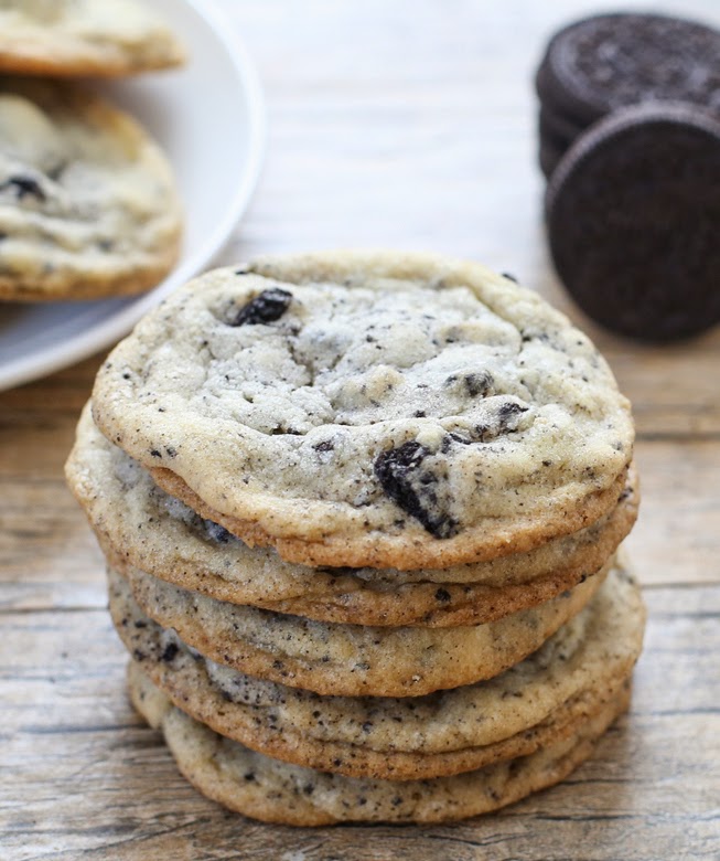 photo oa stack of cookies with oreos in the background