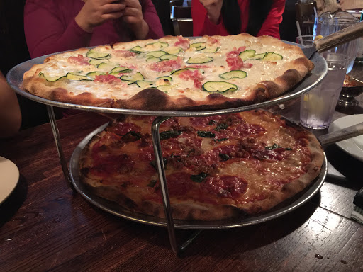 Pizza Restaurant «Pizzeria Giove», reviews and photos, 278 New Dorp Ln, Staten Island, NY 10306, USA