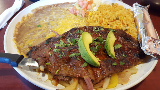 Restaurant «La Carreta Mexican Restaurant», reviews and photos, 121 Express Ln, Lansing, KS 66043, USA