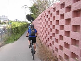 Ruta en bici de Madrid a Manzanares el Real por el GR-124, junio 2012 Ruta en bici de Madrid a Manzanares el Real por el GR-124, junio 2012