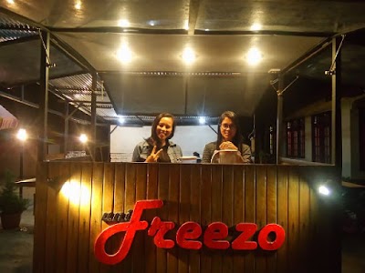 Photos of Uni Freezo