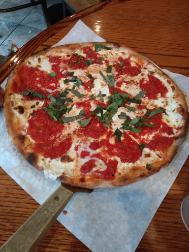 Pizza Restaurant «Pizzeria Manninos», reviews and photos, 170 S Broadway, Pitman, NJ 08071, USA