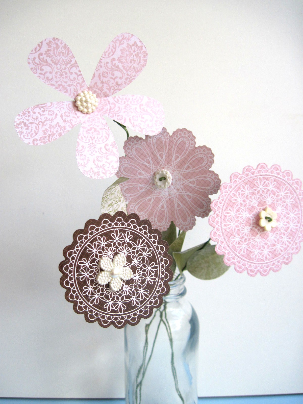 Pretty Paper Flowers - Flower Magazine