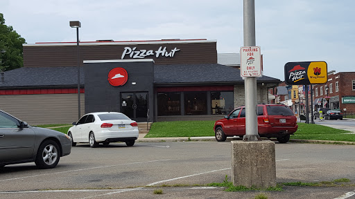 Pizza Restaurant «Pizza Hut», reviews and photos, 66 S 3rd St, Oxford, PA 19363, USA
