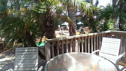 Indoor Lodging «Little Bay Club», reviews and photos, 1801 Broadway St, Rockport, TX 78382, USA