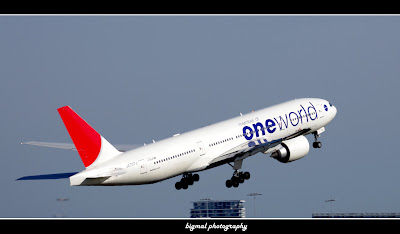 JAL Oneworld 777-200ER