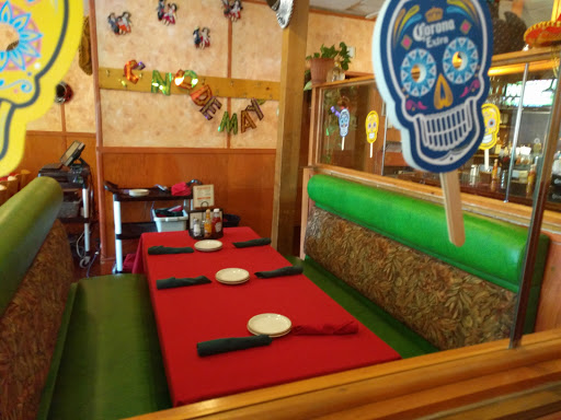 Mexican Restaurant «Coyote Flaco Mexican Restaurant», reviews and photos, 635 New Britain Ave, Hartford, CT 06106, USA