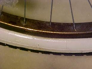 自行車輪圈鍍鉻層生銹