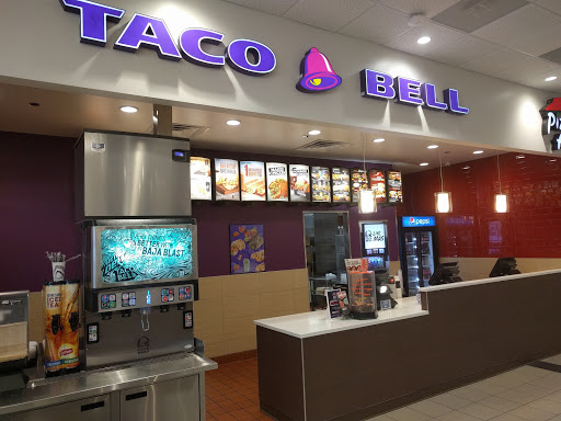 Fast Food Restaurant «Taco Bell», reviews and photos, 540 Cluverius Ave, Great Lakes, IL 60088, USA