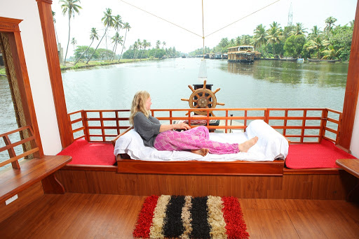 Nova Holidays Houseboat, Punnamada Finishing Point Rd, North of HMCA Church, Alappuzha, Kerala 688013, India, Sightseeing_Tour_Operator, state KL