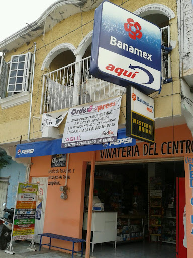Banamex, Lázaro Cárdenas 2, Centro, 61730 Lombardía, Mich., México, Banco o cajero automático | MICH