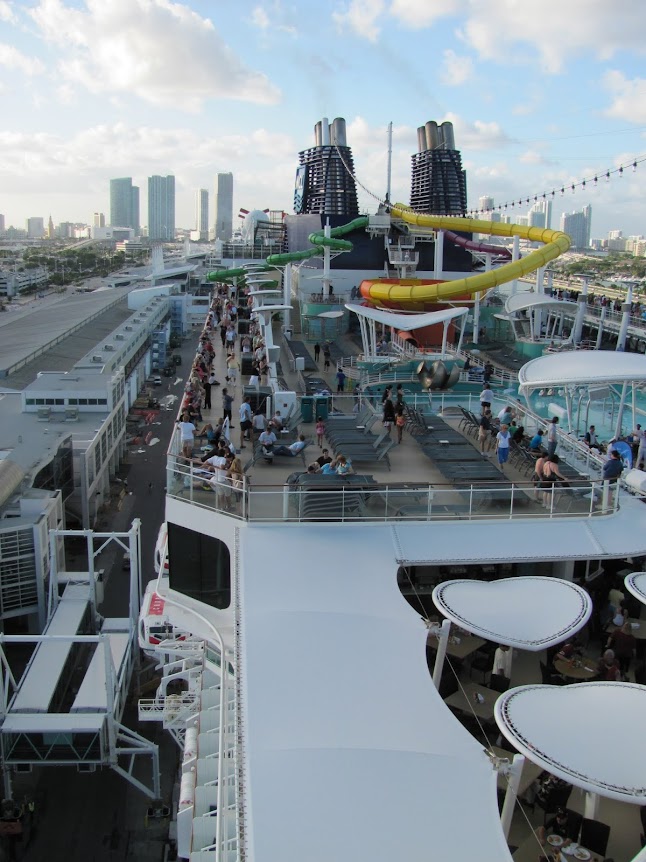 Norwegian Epic, Карибы, декабрь 2012. Хотели испортить отпуск? Не дождетесь!