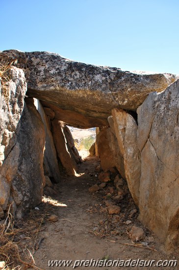 Dolmen del Charcón