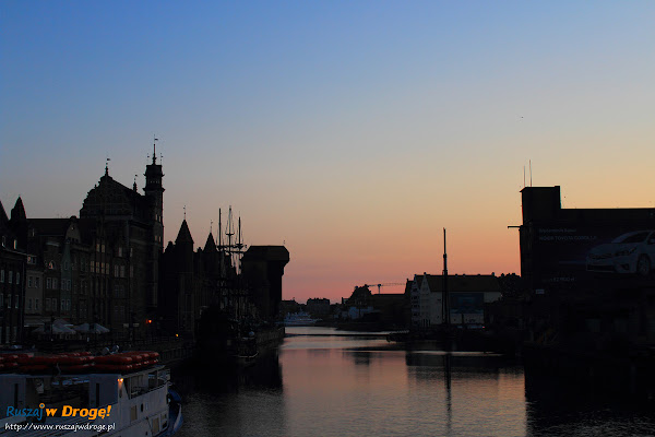 Gdańsk - Długie Pobrzeże o świcie