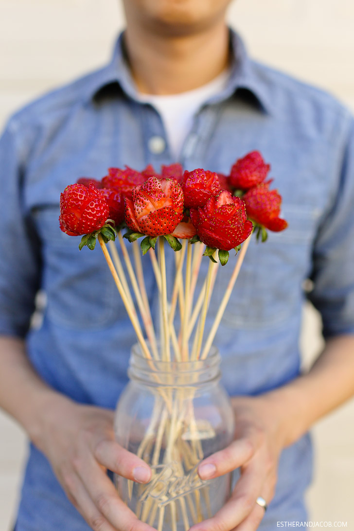 How to make a strawberry rose bouquet / 4 year anniversary traditional gift.