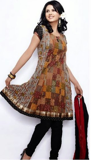 Daisy Bopanna Photos