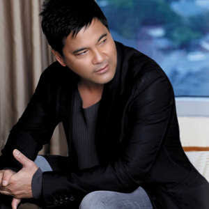 Martin Nievera 2012.jpg Martin Nievera 2012.jpg, Walang Hanggan, TV series