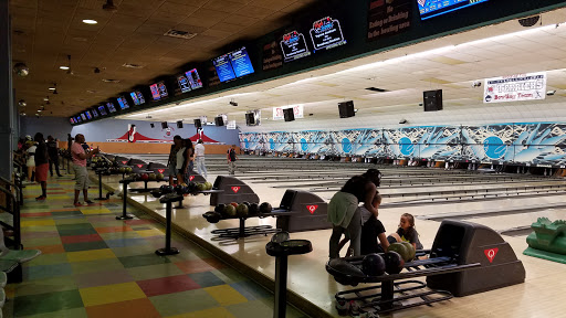 Bowling Alley «Strike 10 Lanes», reviews and photos, 6161 Strickland Ave, Brooklyn, NY 11234, USA