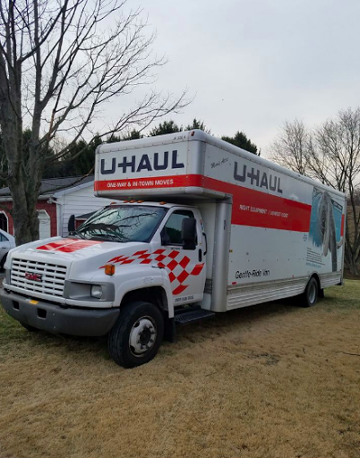 Truck Rental Agency «U-Haul Moving & Storage of Mechanicsburg», reviews and photos, 4725 Gettysburg Rd, Mechanicsburg, PA 17055, USA