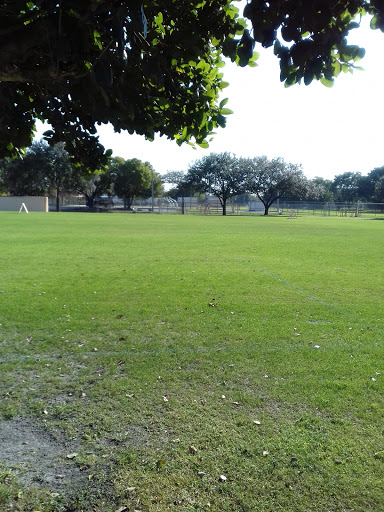 Park «Country Village Park», reviews and photos, 6550 NW 188th Terrace, Hialeah, FL 33015, USA