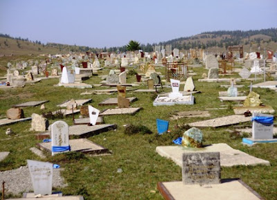 Кладбище в Эрдэнэте, Монголия