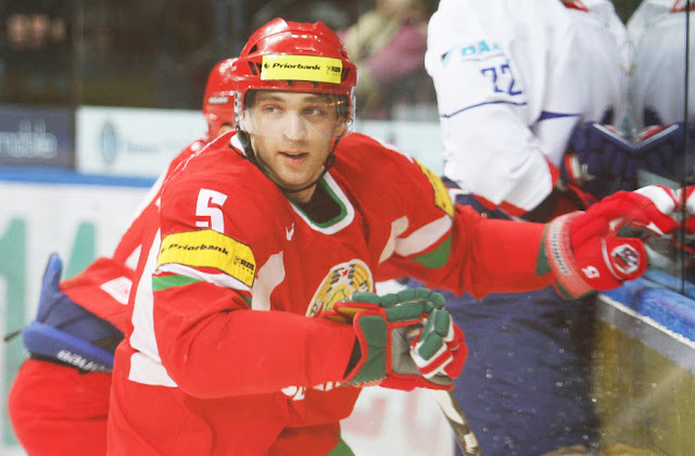 Костицын, Калюжный, Коваль и еще семь хоккеистов, которые не помогут сборной Беларуси на ЧМ