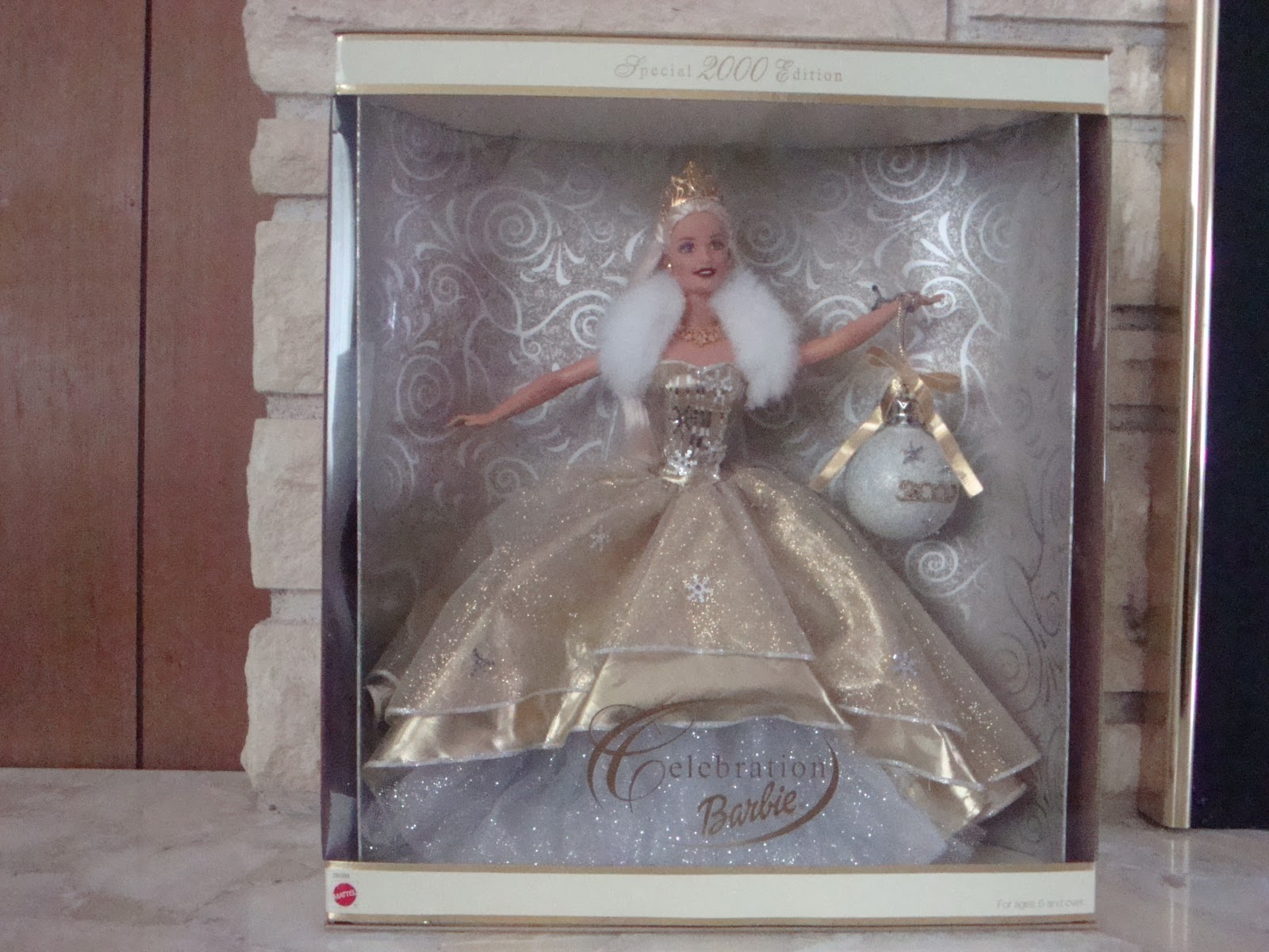 barbie doll 2000 collector edition worth