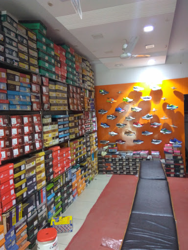 Super Shoes Store, F-2/1, Main Krawal Nagar Road, Dayalpur, Tukmirpur, Tukhmirpur, Delhi, 110094, India, Shoe_Shop, state DL