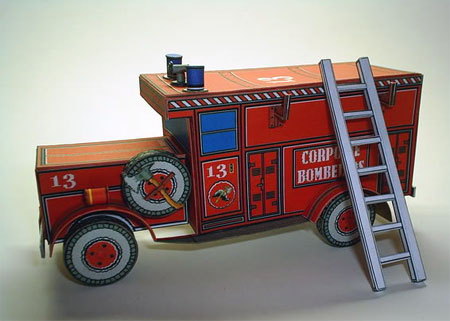 Vintage Fire Truck Papercraft
