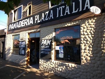 Photos of Panader&iacute;a Y Minimarket Plaza Italia